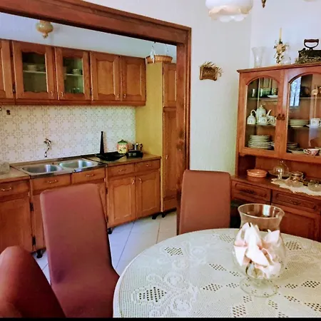 דירה Floral Retreat *